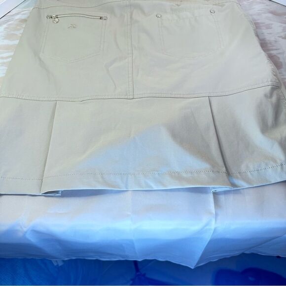 MIRACLE SKORT GOLF SKIRT SKORT DAILY SPORTS OF SWEDEN Size 8 - Picture 4 of 11
